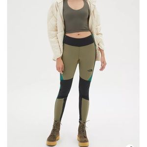 NWOT North Face Steep Tech leggings